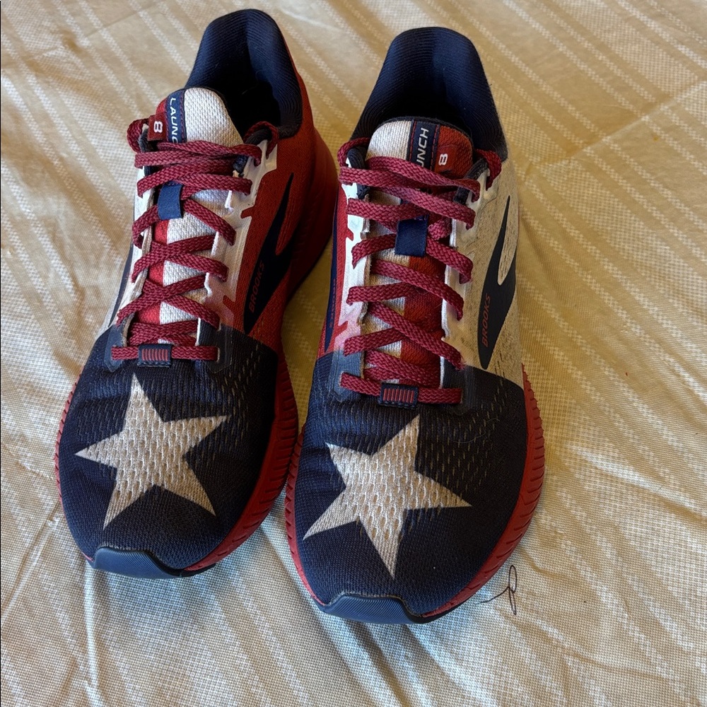 Brooks Launch 8 “Run Texas Pack” Trainers! 8.5
